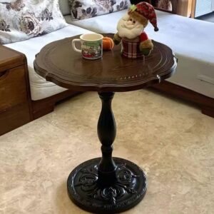 Elegant Retro Carved Round Coffee Table